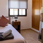 Villa Ideal For Family Holidays, Near And Golf- Casa La Guirra