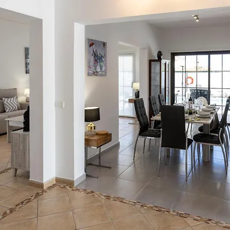 Ideal For Family Holidays, Near And Golf- Casa Vila La Guirra