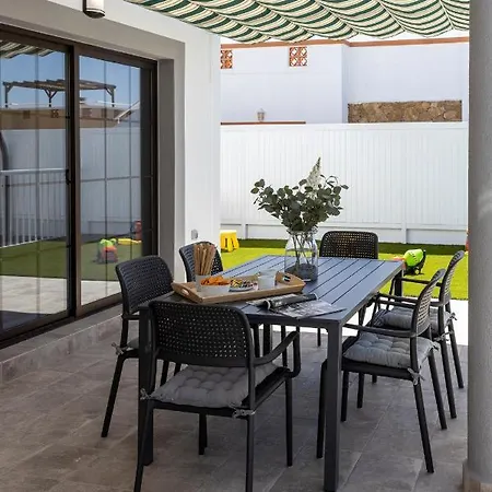 Ideal For Family Holidays, Near And Golf- Casa Vila